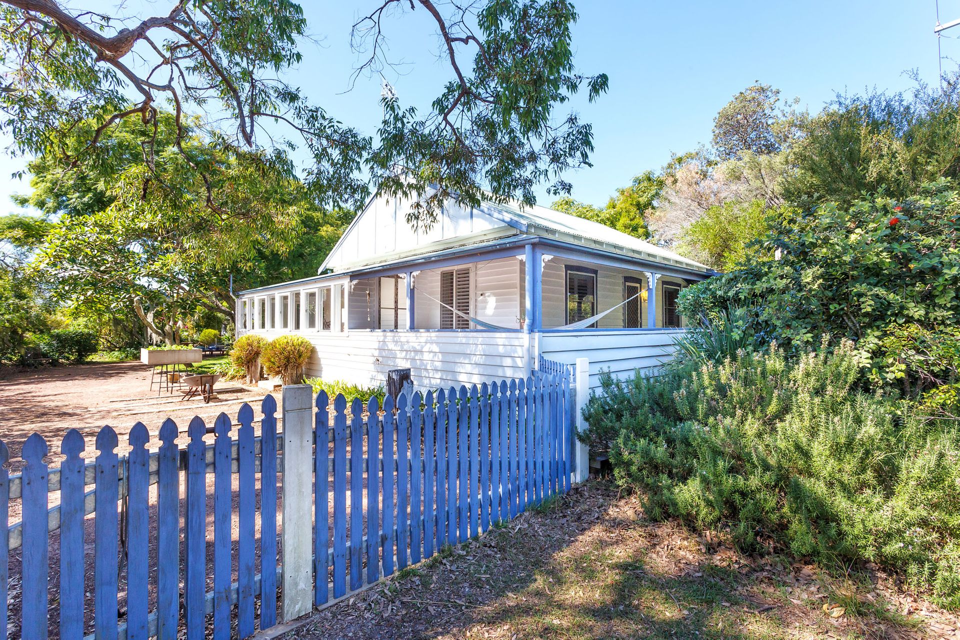 Sunroom Cottage Tea Gardens Real Estate Holidays